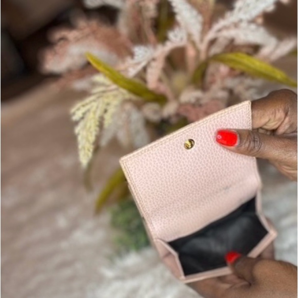 Gucci Beige Leather Wallet - Picture 4 of 5